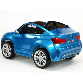 Dětské elektrické auto BMW X6M s 2,4G bluetooth ovladačem, dvoumístné, modrá metalíza
